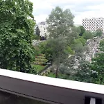 Studio Balcony Versailles